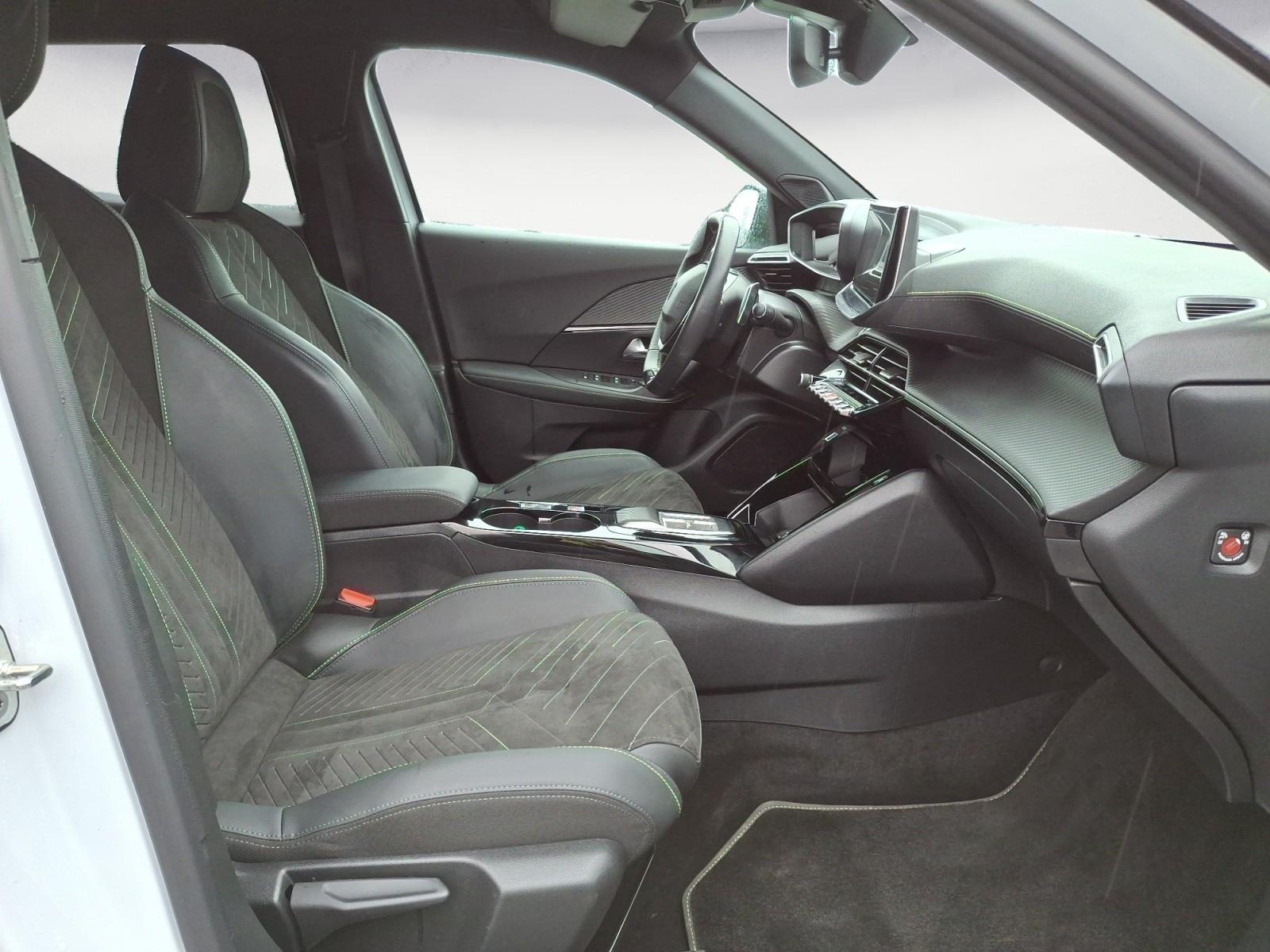 Peugeot 2008 EAT8 GT-Line PureTech