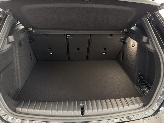 BMW M140i Sedan xDrive