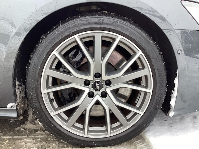 Audi S6 Avant Quattro