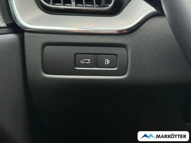 Volvo XC60 AWD Plus T8