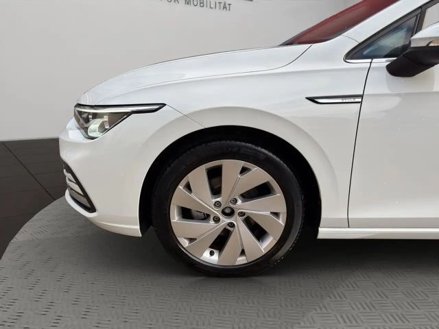 Volkswagen Golf 1.5 eTSI DSG Style Variant