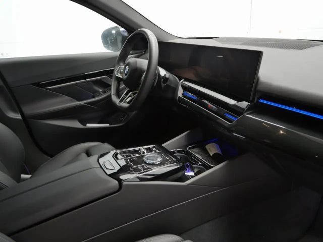 BMW 520 520d M-Sport Touring