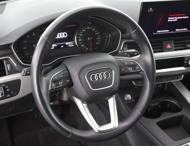 Audi A4 40 TFSI Avant Quattro S-Tronic