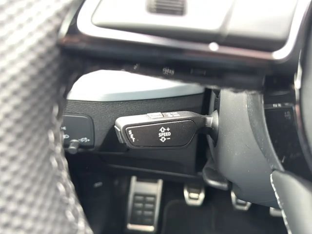 Audi Q2 30 TFSI S-Line