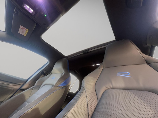 Volkswagen Golf 2.0 TSI