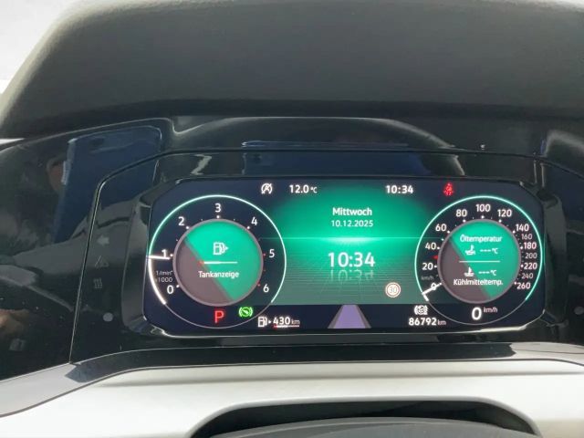 Volkswagen Golf 2.0 TDI DSG Life Variant