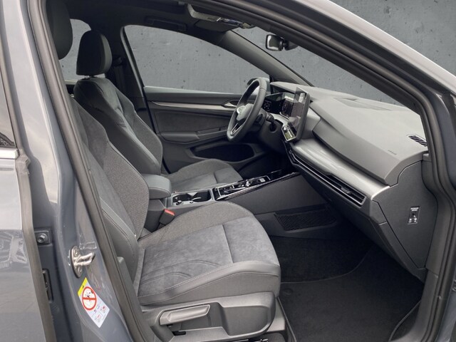 Volkswagen Golf 1.5 eTSI DSG