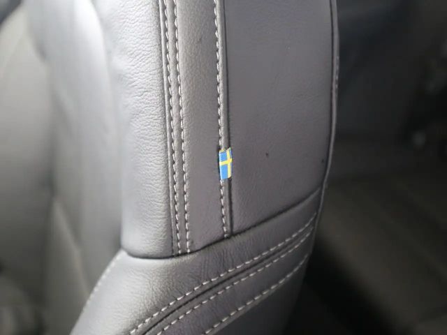 Volvo XC40 Dark Plus