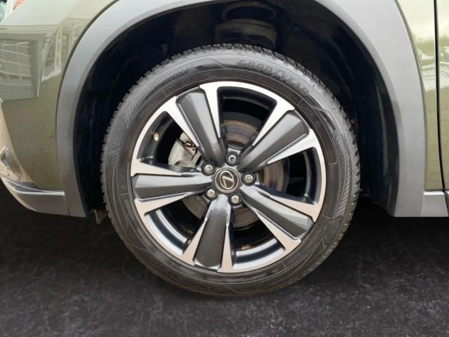 Lexus UX 250h Style Edition