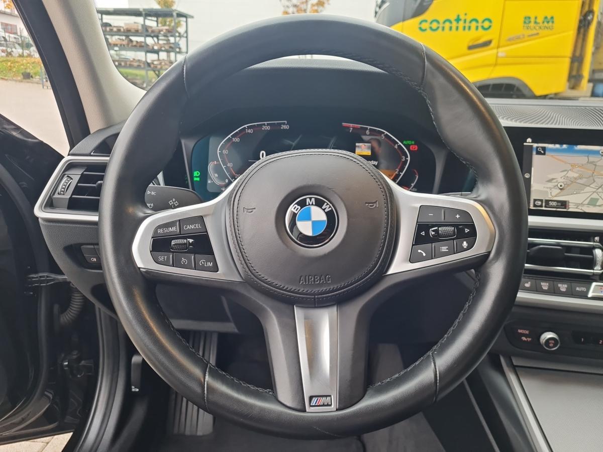 BMW 330 330i Touring