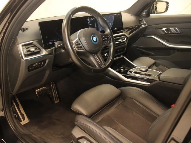 BMW 330 330e M-Sport Touring