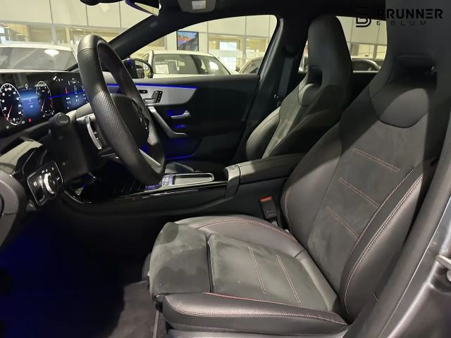 Mercedes-Benz A 250 4MATIC AMG Line