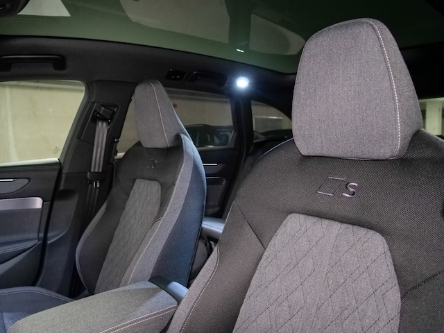 Audi A6 Avant Quattro S-Tronic