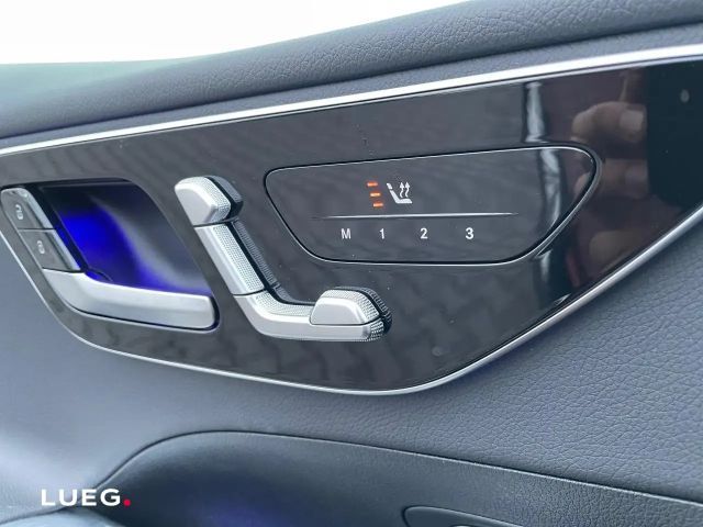 Mercedes-Benz C 200 AVANTGARDE Sedan