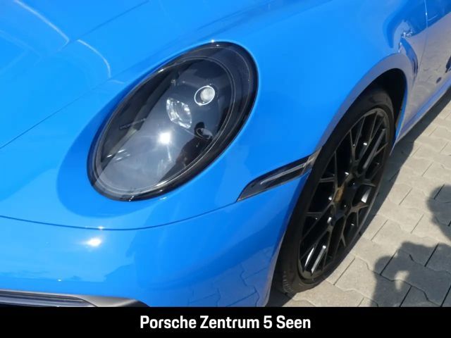 Porsche 992 4 Cabrio Carrera GTS