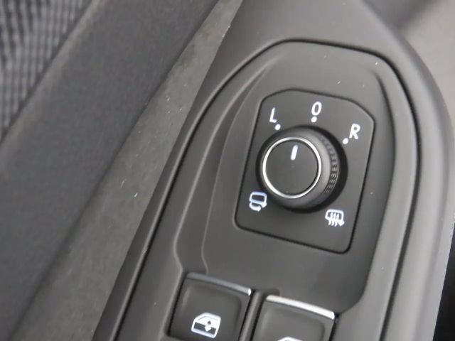 Volkswagen Golf Sport