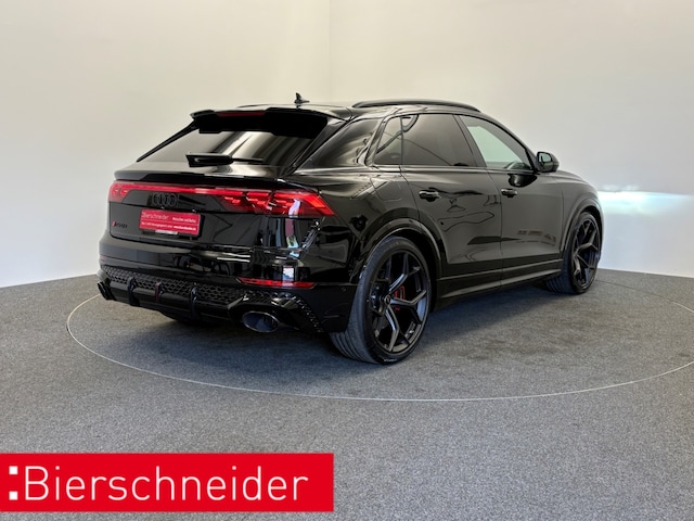 Audi RS Q8 Performance Quattro