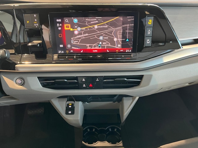 Volkswagen Multivan 2.0 TSI DSG IQ.Drive Lang