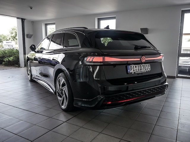 Volkswagen ID.7 4Motion GTX Tourer