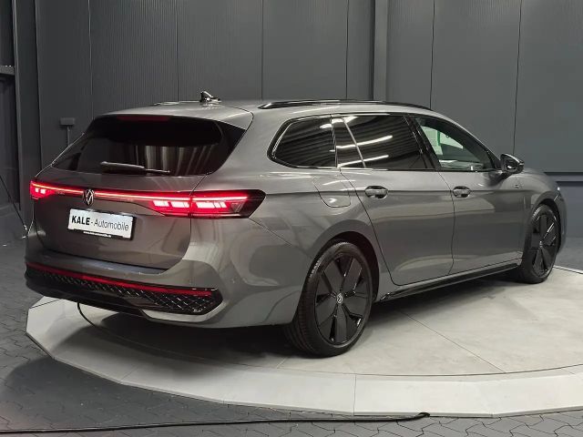 Volkswagen Passat 4Motion R-Line Style Variant