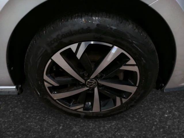 Volkswagen Polo 1.0 TSI DSG Highline R-Line