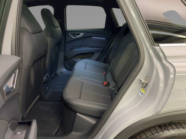 Audi Q4 e-tron SUV 45 e-tron Audi Q4 e-tron