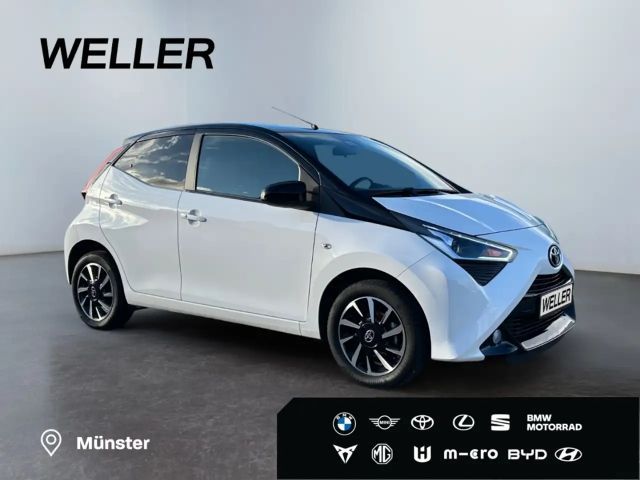 Toyota Aygo Hatchback X-final