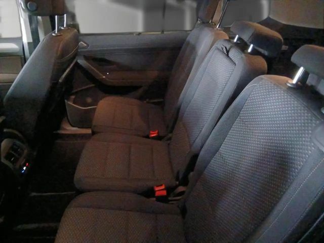 Volkswagen Touran 1.5 TSI Comfortline DSG