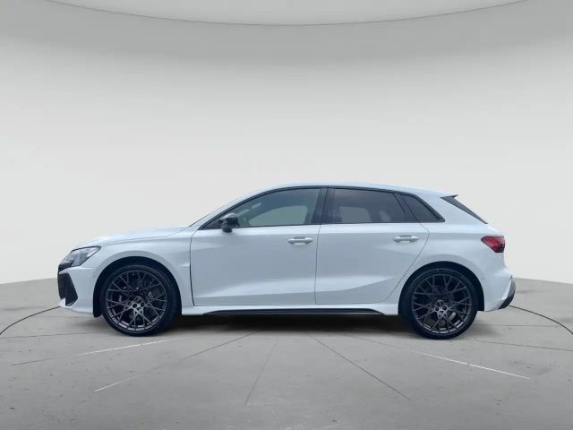 Audi RS3 S-Tronic Sedan
