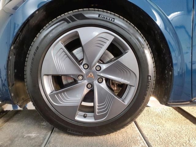 Cupra Born Born Panoramadach Kamera LED Automatik UVM