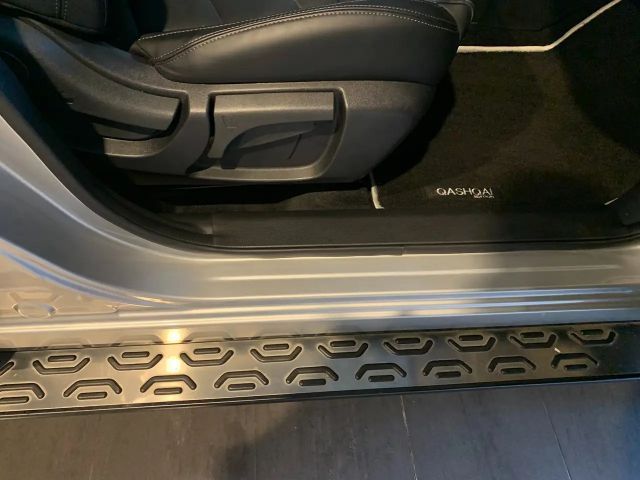 Nissan Qashqai Akari 1,3 Leder/Navi/SHZ/Pano/CarPlay