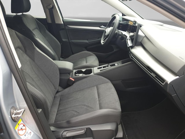 Volkswagen Golf 1.5 TSI DSG Life Variant