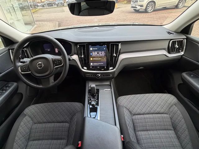 Volvo V60 Core