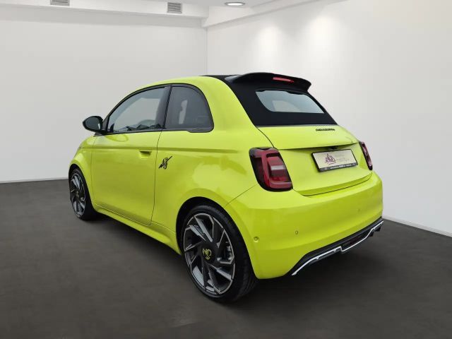 Abarth 500e Cabrio Turismo