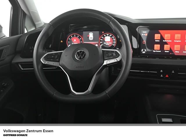 Volkswagen Golf DSG Style Variant