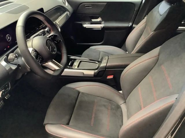 Mercedes-Benz GLB 200 AMG Line GLB 200 d