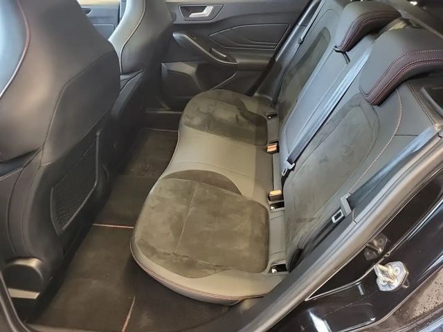 Ford Focus EcoBoost ST Line Wagon