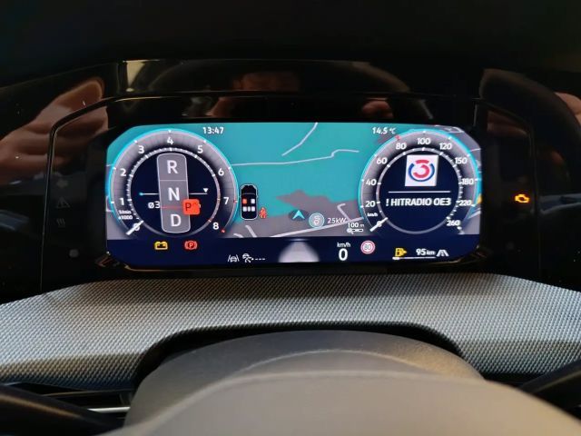 Volkswagen Golf DSG Sport