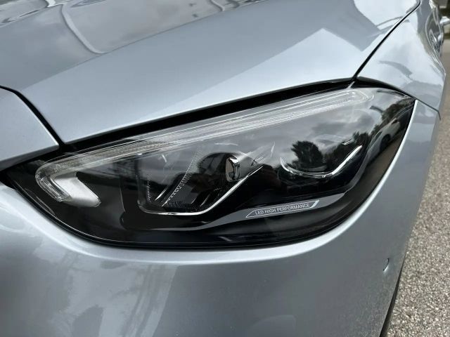 Mercedes-Benz C 200 AVANTGARDE Sedan