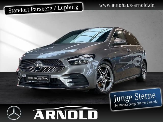 Mercedes-Benz B 220 4MATIC AMG Line Sedan