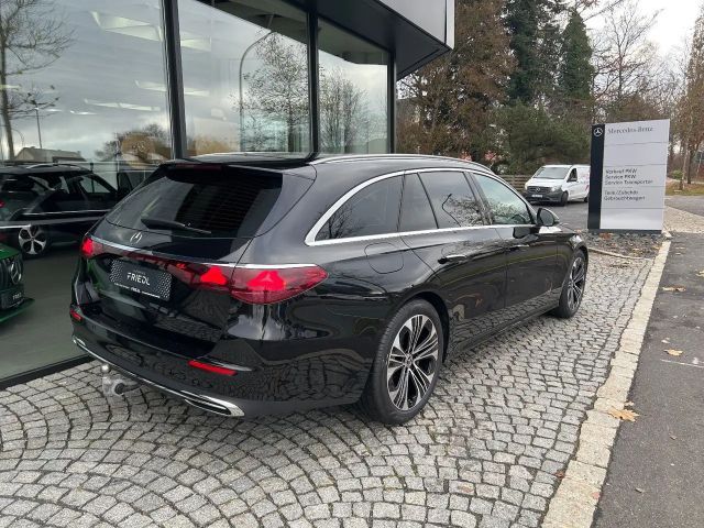 Mercedes-Benz E 220 E 220 d Estate