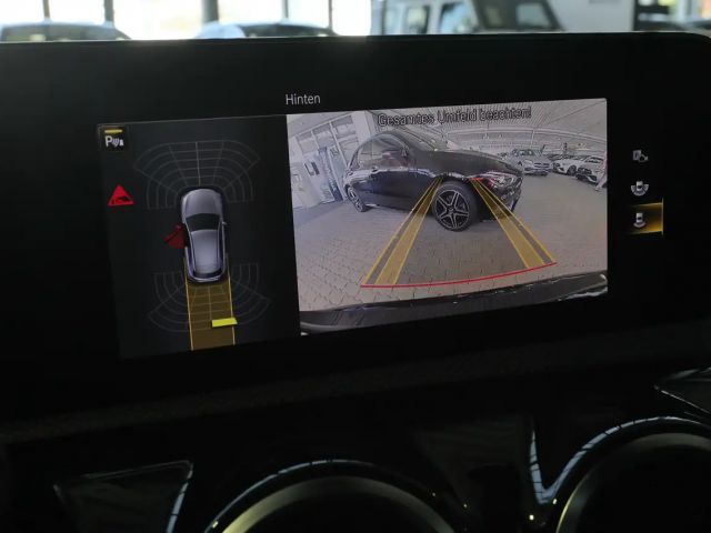 Mercedes-Benz A 180 AMG Line