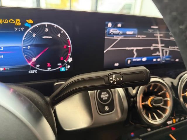 Mercedes-Benz GLB 180 GLB 180 d