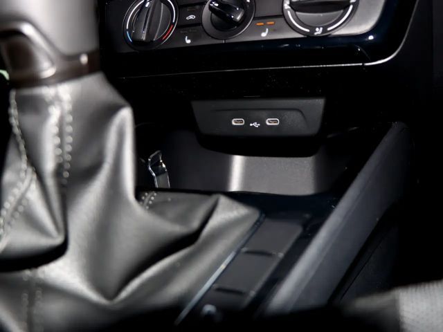 Skoda Fabia 1.0 TSI Selection