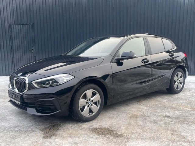 BMW 116 116d 5-deurs Sedan
