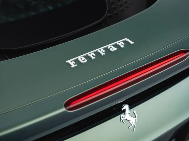 Ferrari SF90 Stradale