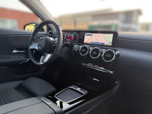 Mercedes-Benz A 180 Progressive