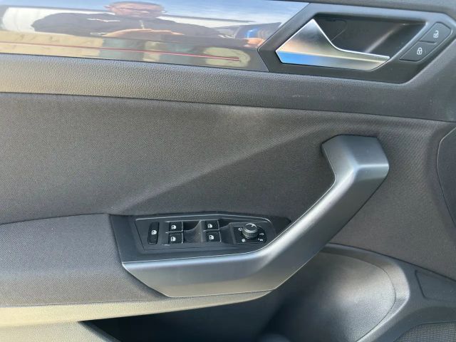 Volkswagen T-Roc 1.5 TSI DSG Sport