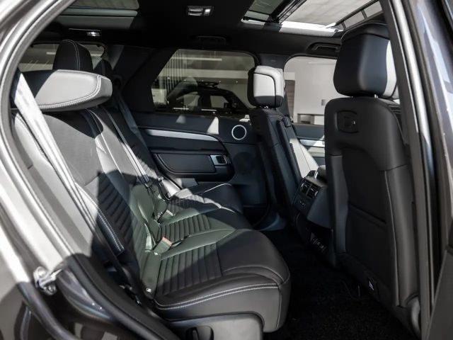 Land Rover Discovery AWD D250 Dynamic SE