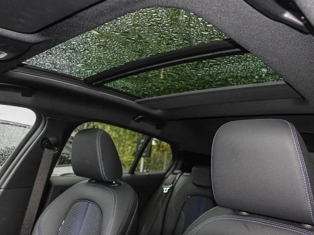 BMW 118 118i M-Sport Sedan